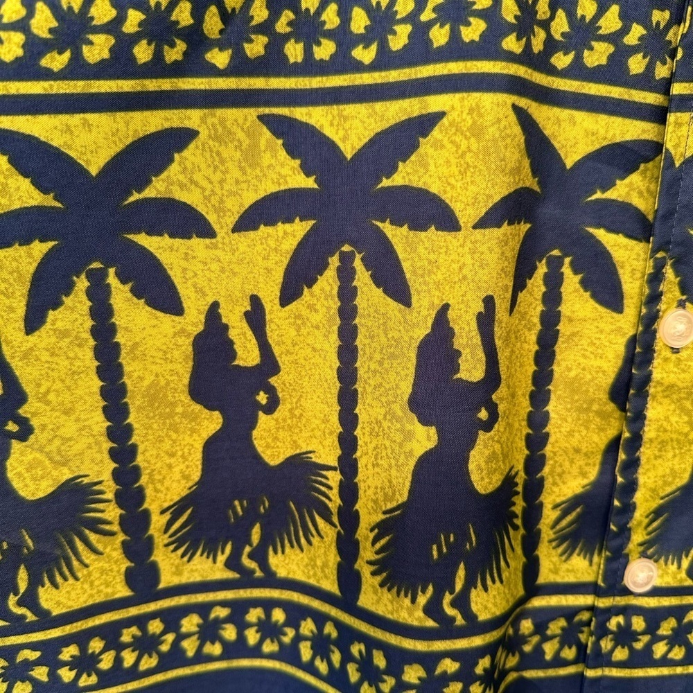OP Men’s Hawaiian Shirt Size L/XL Button Up Hula Girl Tropical Blue Yellow - Picture 3 of 7